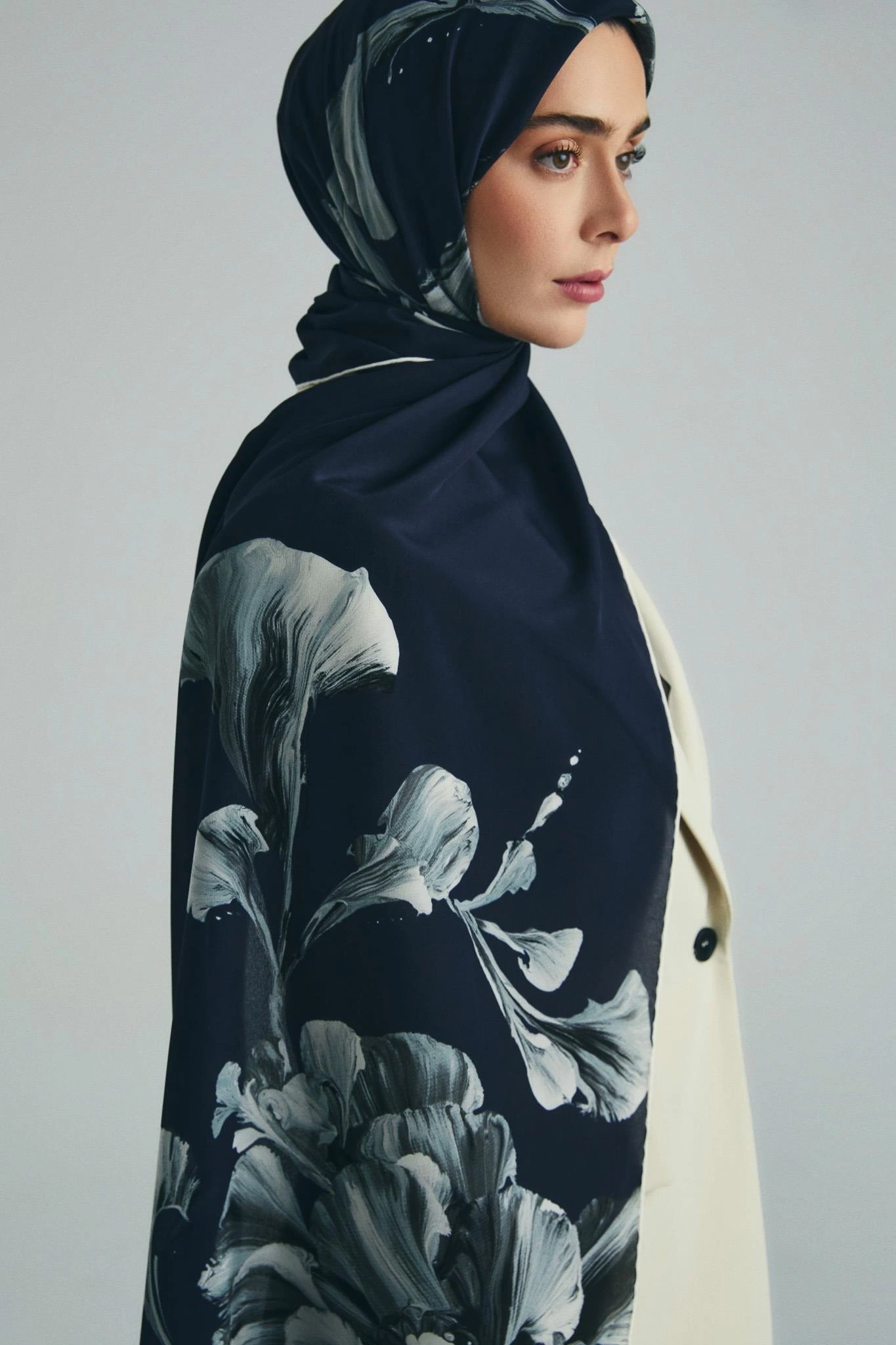 Maisa İLAY KREP İPEK ŞAL 70*190 CM - LACİVERT