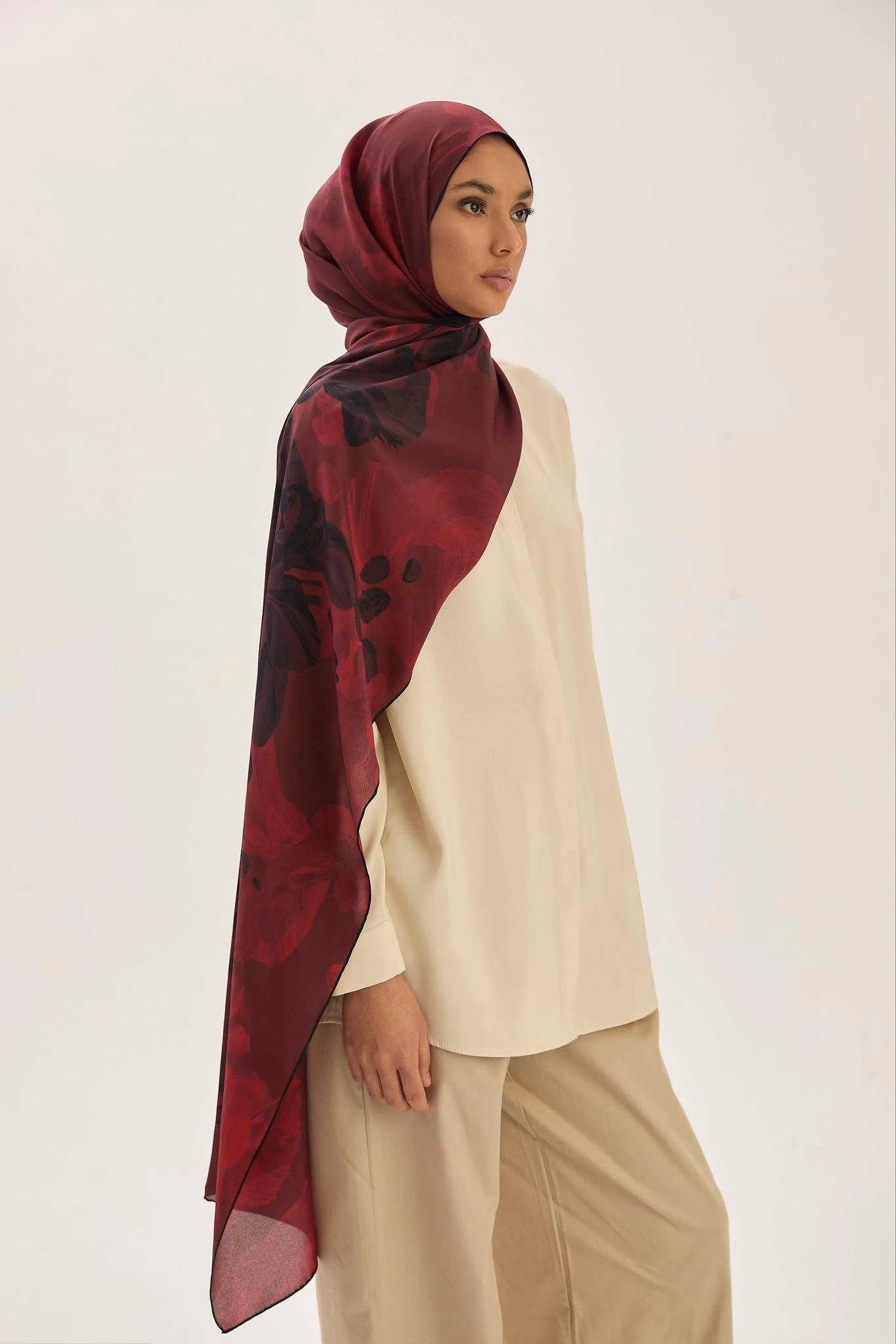 Maisa KEHRİBAR KREP İPEK ŞAL 70*190 CM - KIRMIZI