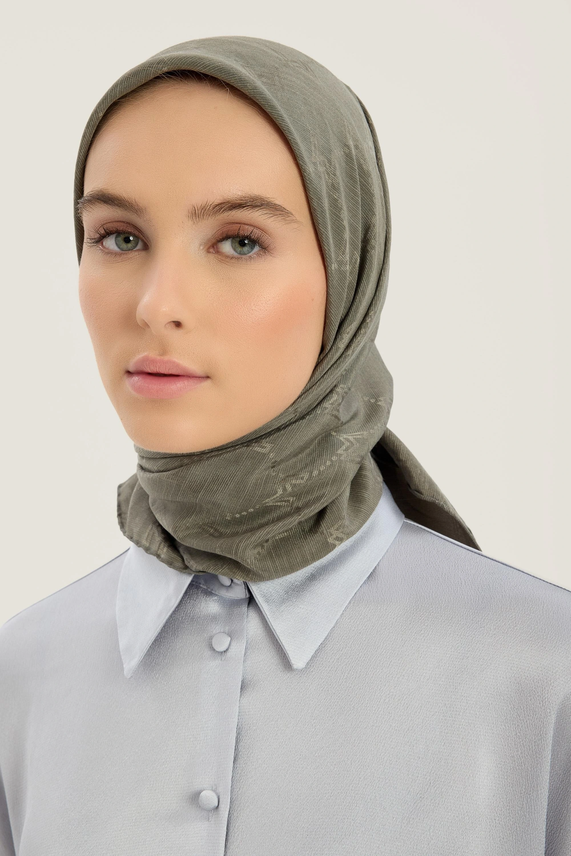 Maisa NEDA PAMUK İPEK EŞARP 90*90 CM - HAKİ