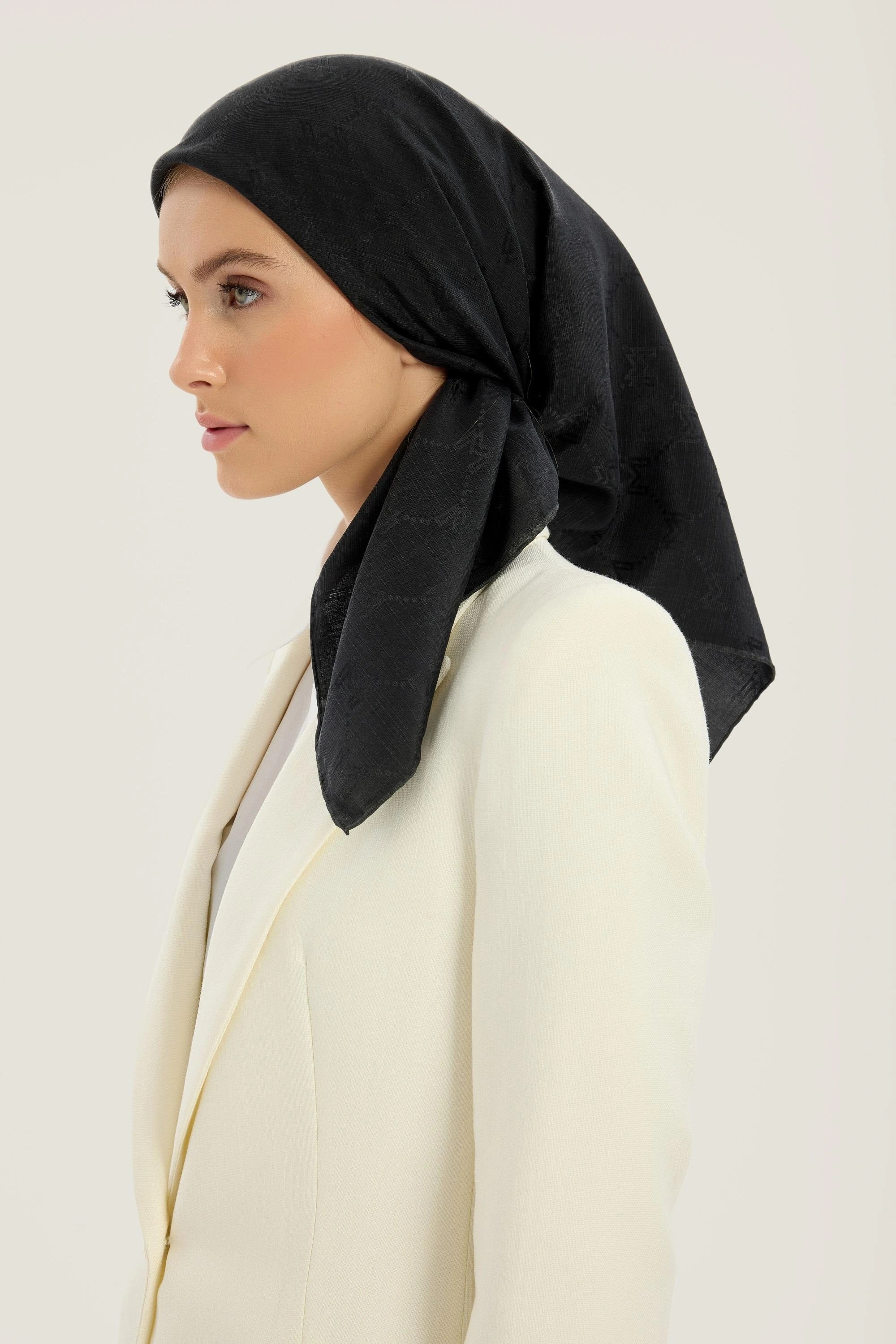 Maisa NEDA PAMUK İPEK EŞARP 90*90 CM - SİYAH