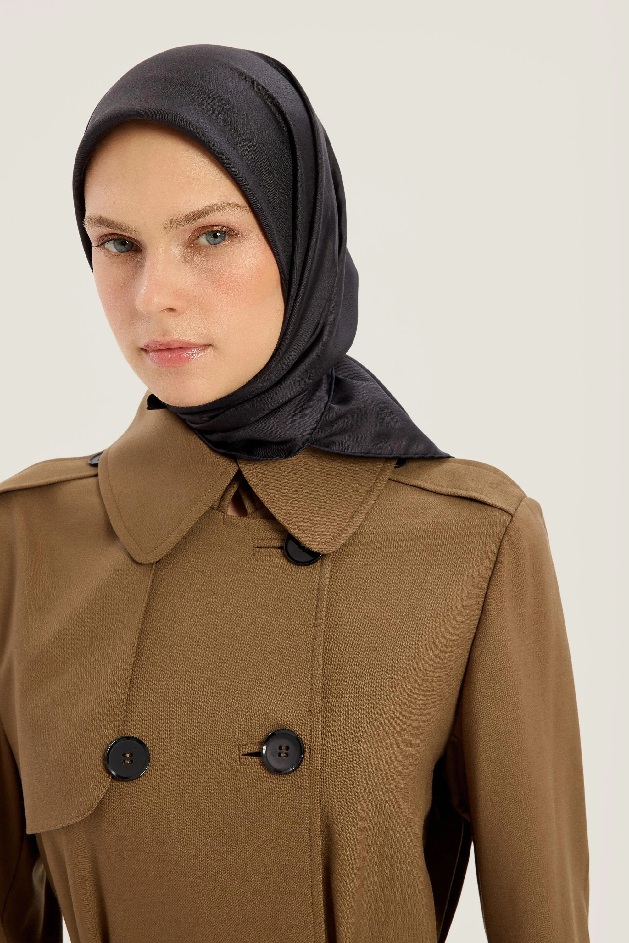 Maisa PAK TİVİL İPEK EŞARP 90*90 CM - KAHVERENGİ