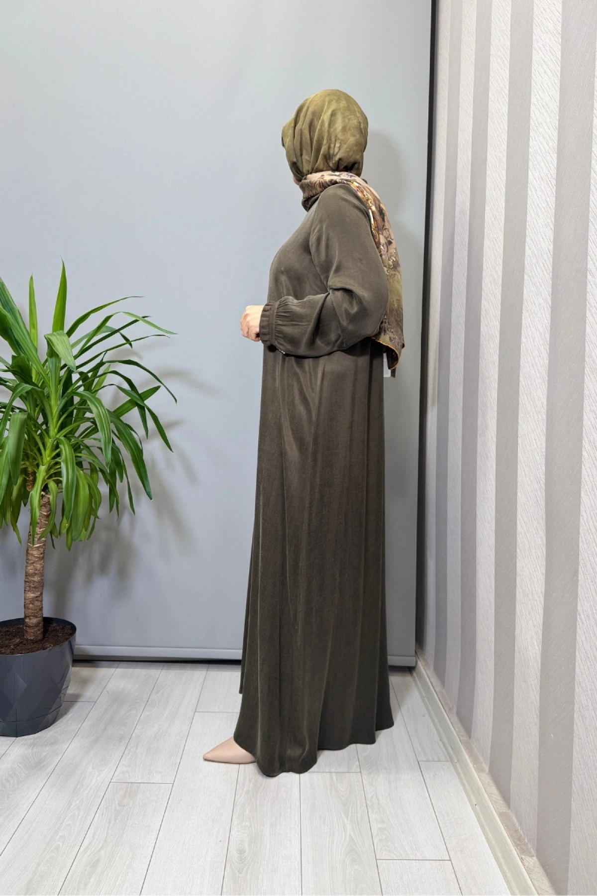 Miss Dalida Cupro İpek Elbise Haki T26K-4015