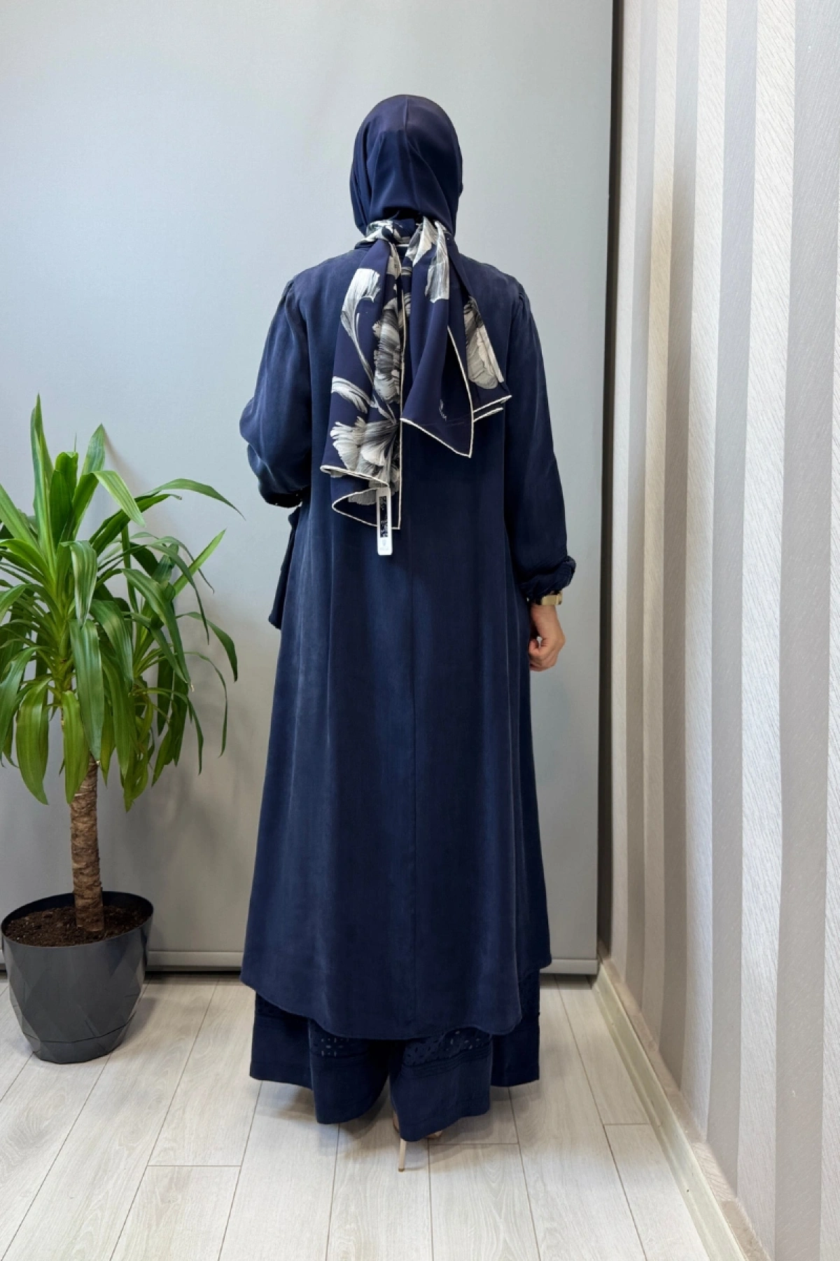 Misswhence Lazer Kesim Detaylı İpek Takım Lacivert 39003