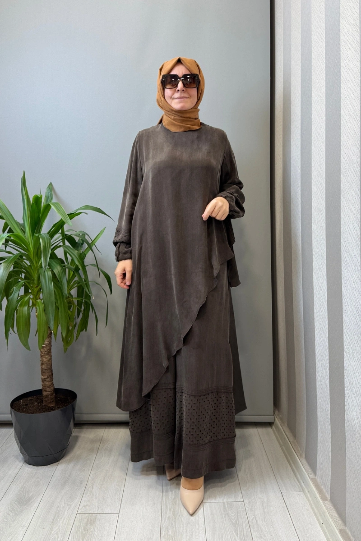 Misswhence Lazer Kesim Detaylı İpek Takım Kahve 39003