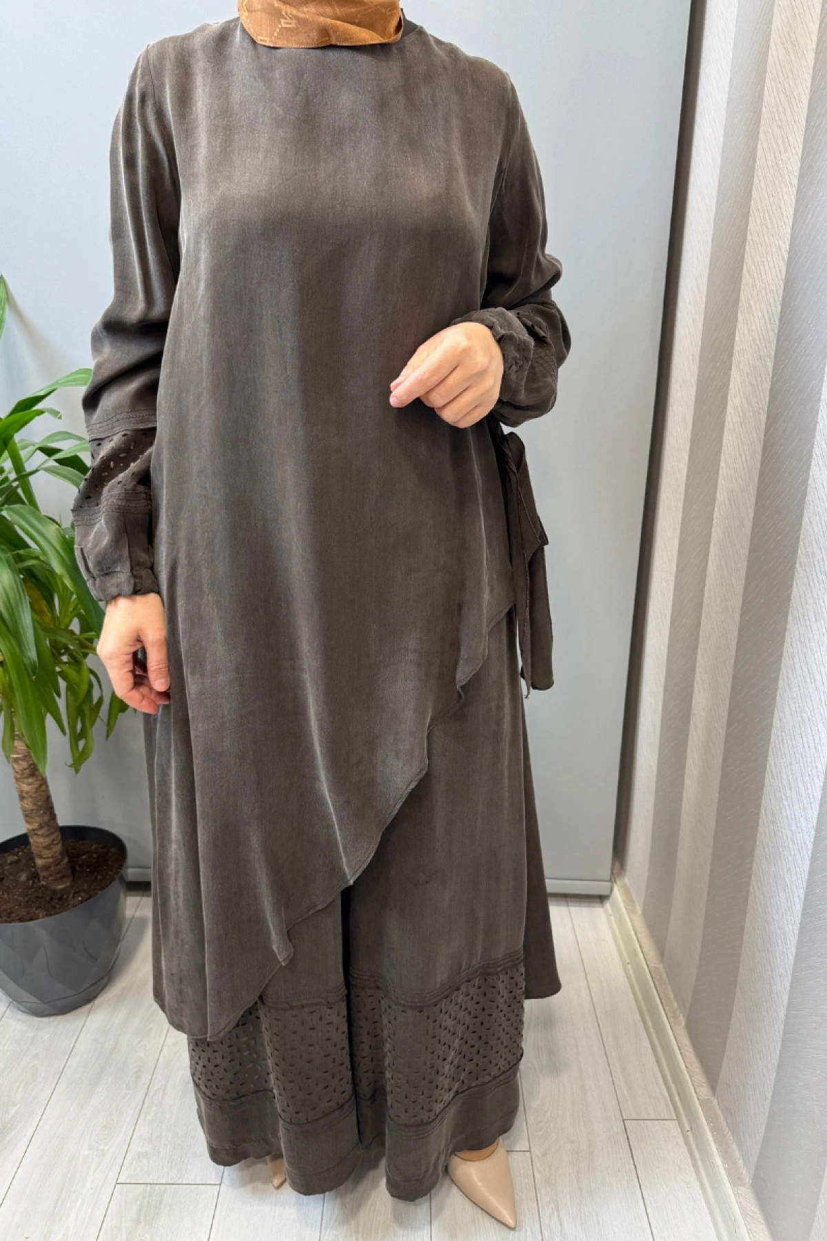 Misswhence Lazer Kesim Detaylı İpek Takım Kahve 39003