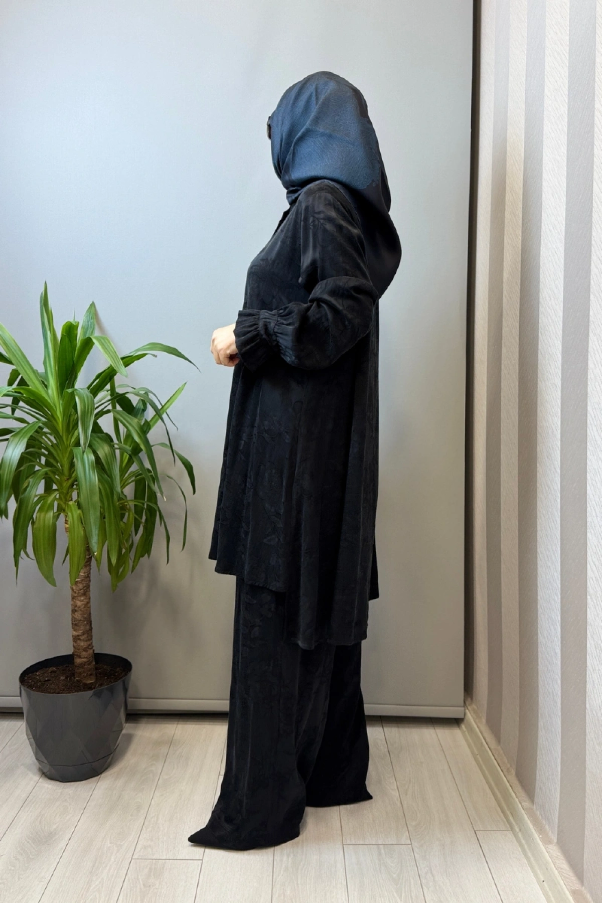 Misswhence Çıtçıtlı İpek Gömlek Takım Siyah 39019