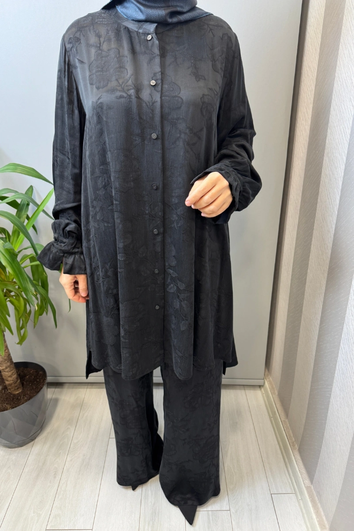 Misswhence Çıtçıtlı İpek Gömlek Takım Siyah 39019