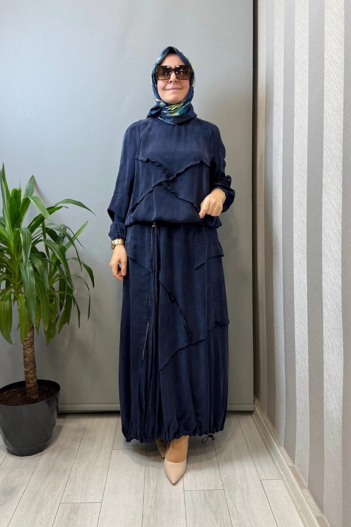 Misswhence Ters Dikiş Detaylı İpek Takım Lacivert 39020