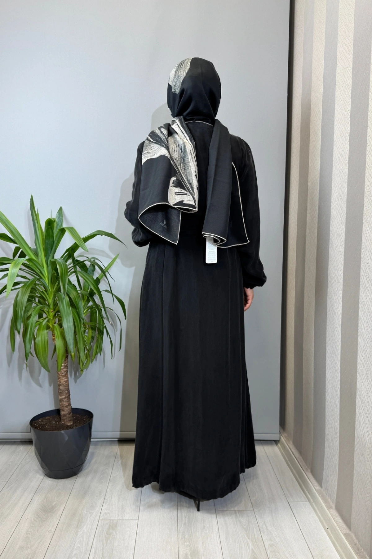 Misswhence Fermuar Detaylı İpek Ferace Siyah 39501