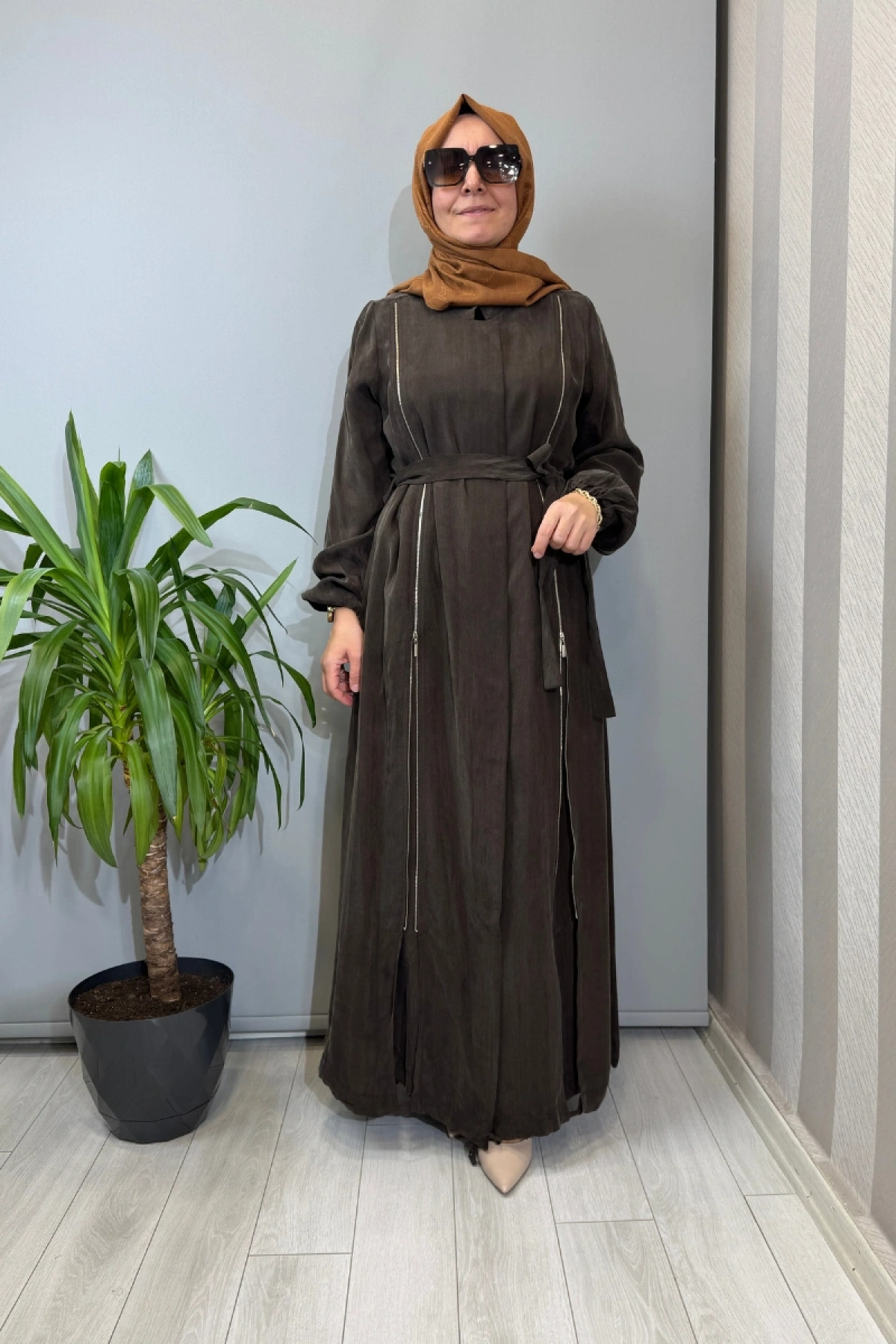 Misswhence Fermuar Detaylı İpek Ferace Kahve 39501