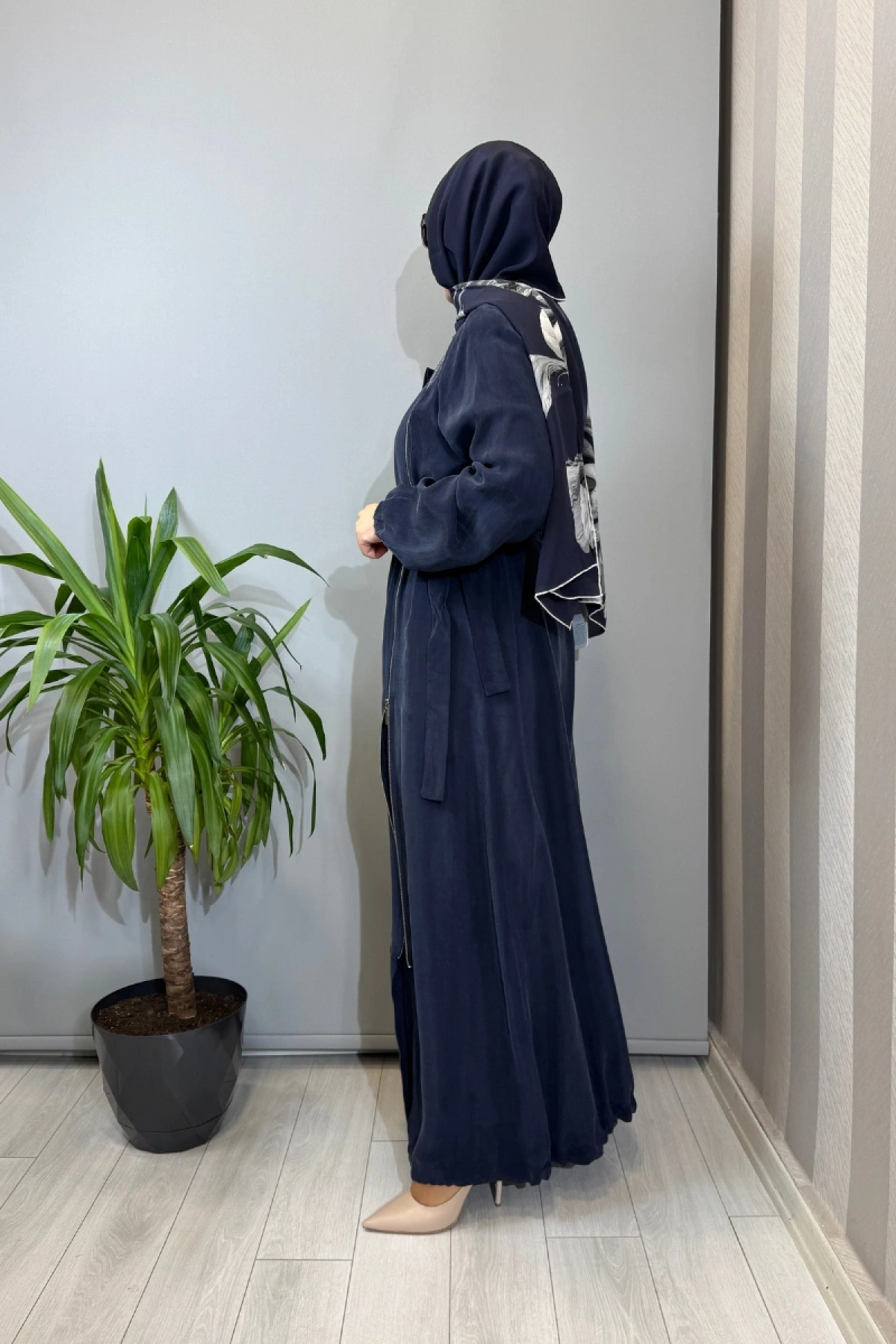 Misswhence Fermuar Detaylı İpek Ferace Lacivert 39501