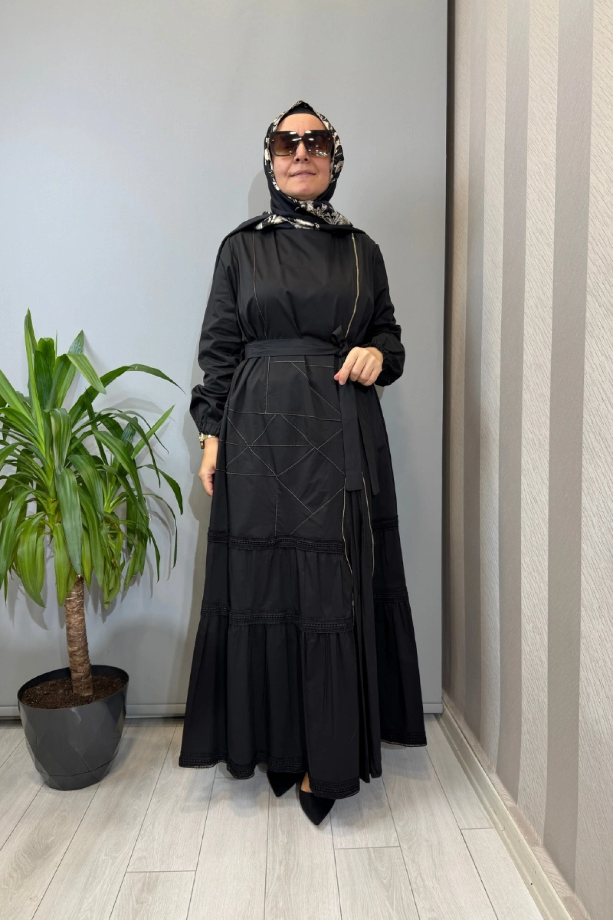 Misswhence Fermuar ve Dikiş Detaylı Poplin Elbise Siyah 39807