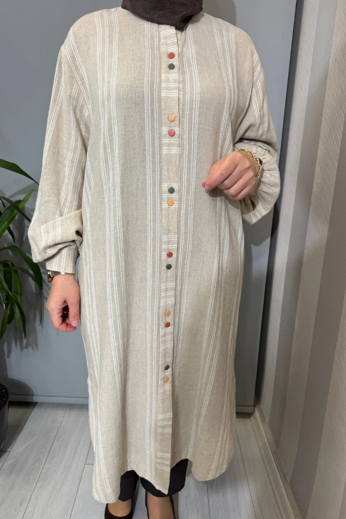 Ghisa Arkası İşleme Detaylı Keten Gömlek Bej Çizgili 3610T4088