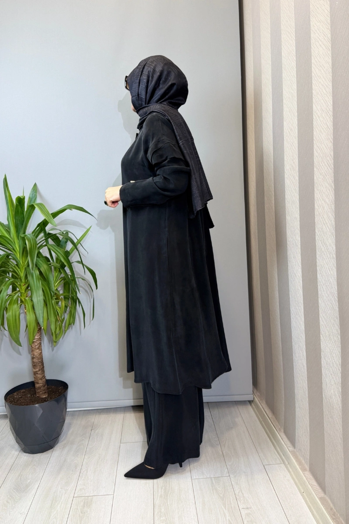 Miss Dalida Kol Detaylı Cupro Kap Siyah T26Y-8007