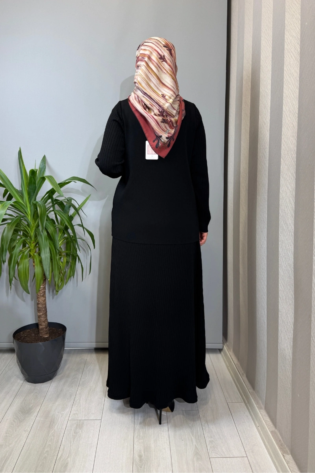 Miss Dalida Rahat Kesim Fitilli Triko Etek Takım Siyah T26Y-6032 (T26Y-2023)