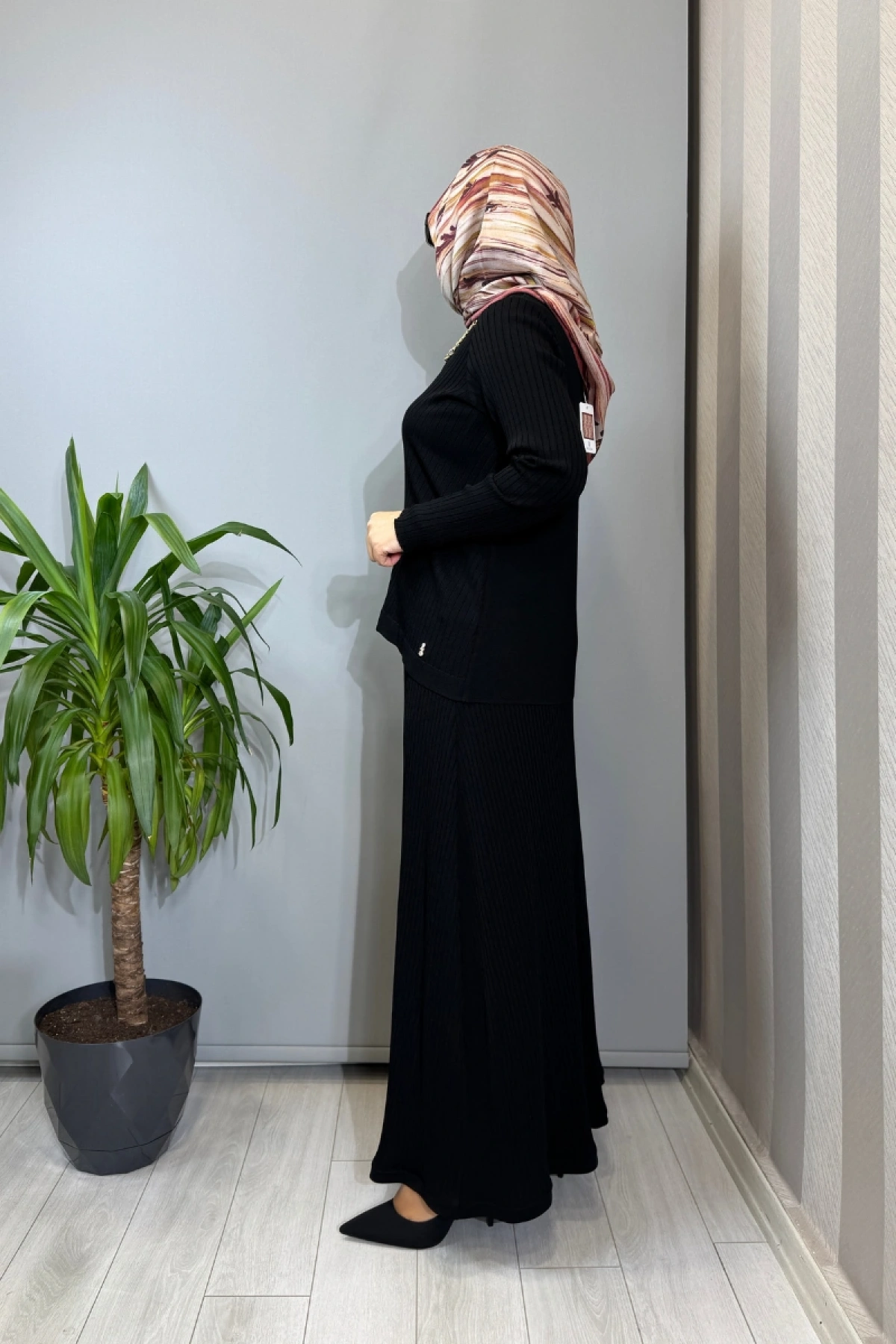 Miss Dalida Rahat Kesim Fitilli Triko Etek Takım Siyah T26Y-6032 (T26Y-2023)