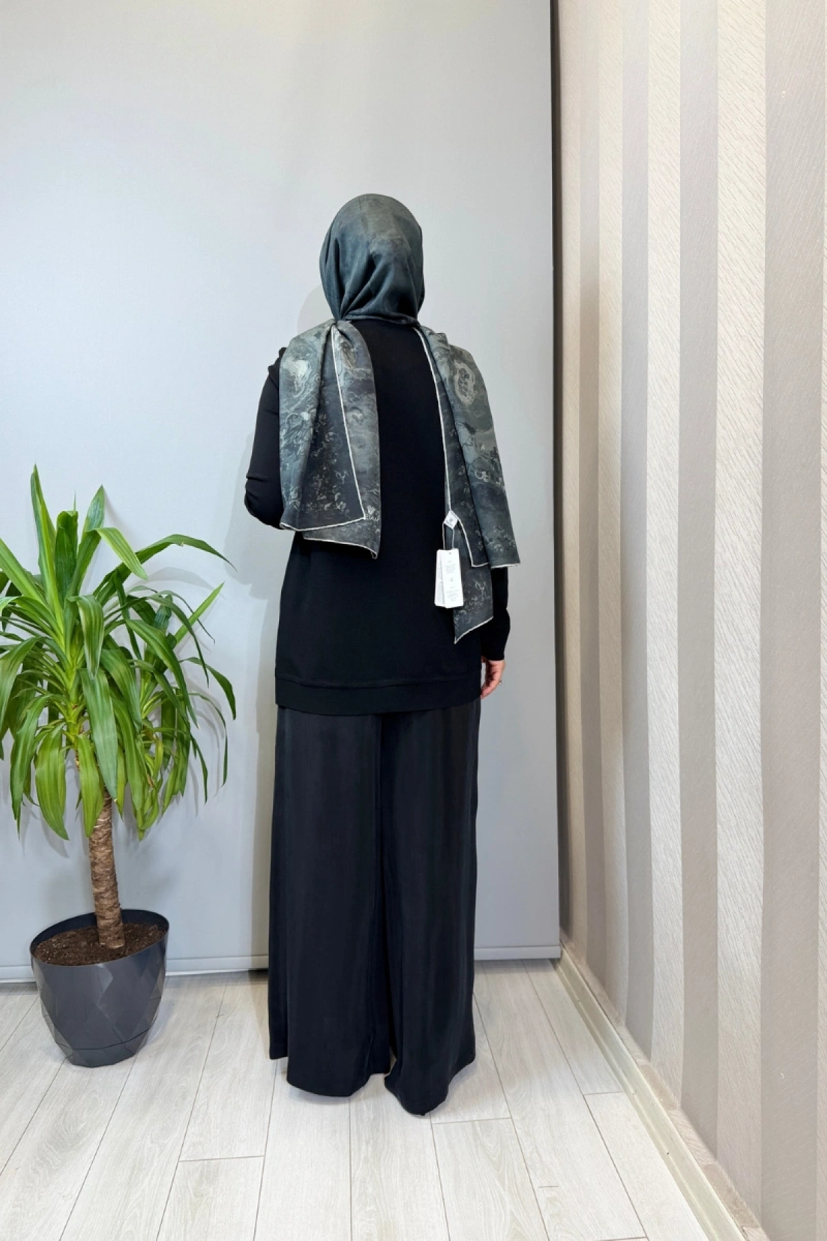 Miss Dalida Fermuarlı Cupro Detaylı Triko Ceket Siyah T26Y-8203