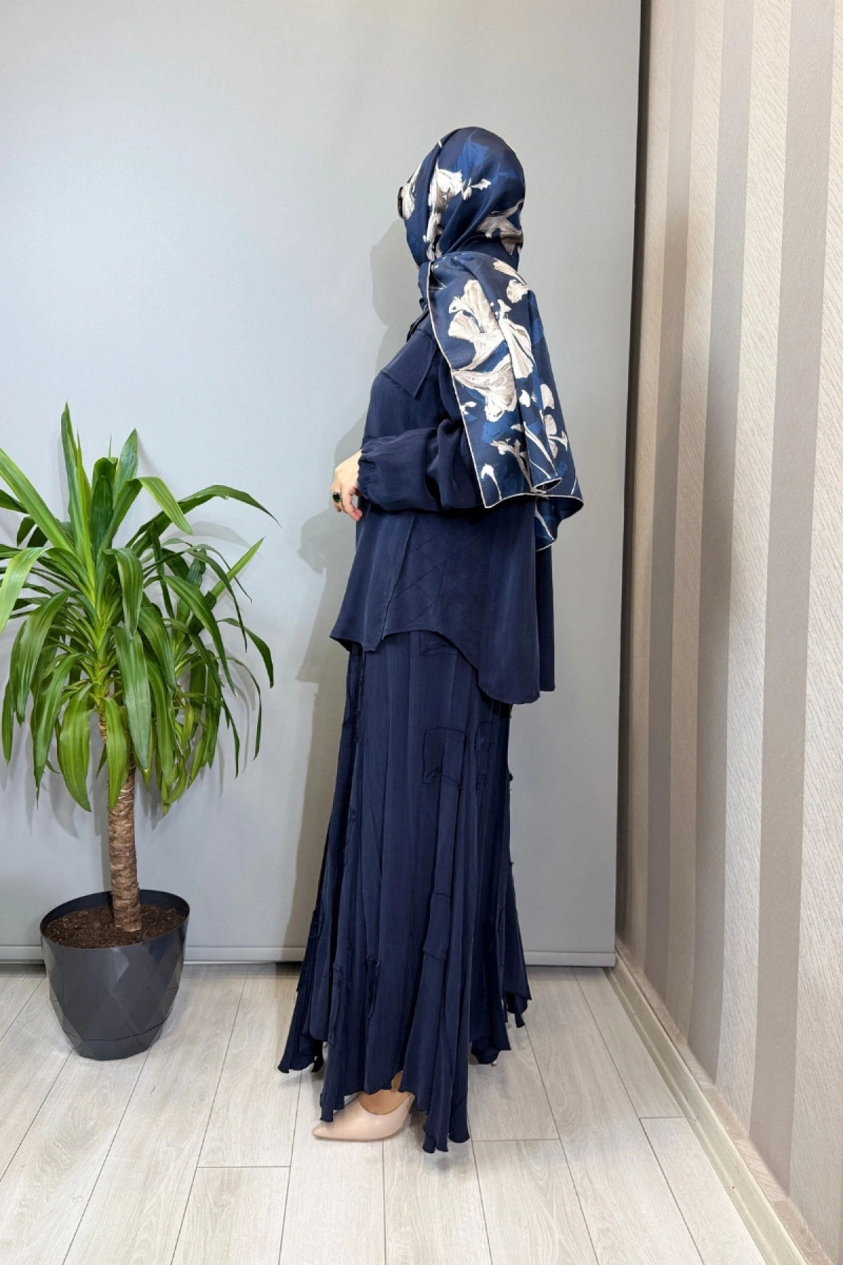 Misswhence Parça Kumaş Detaylı İpek Takım Lacivert 39304