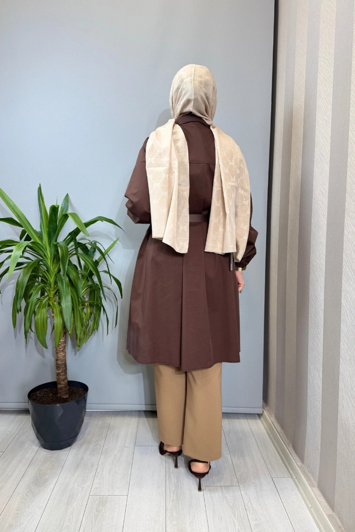 Misswhence Nervür Detaylı Kemerli Gömlek Kahve 39305