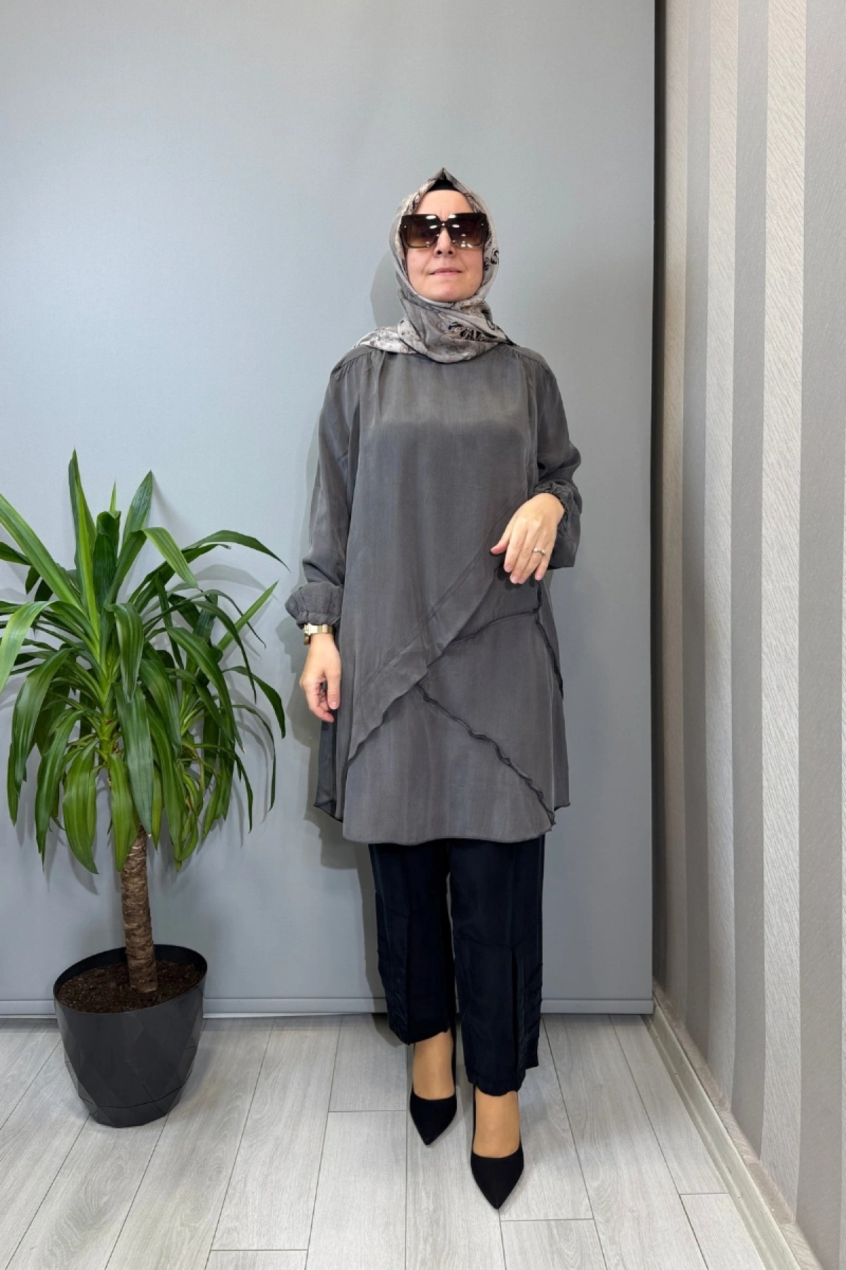 Misswhence Nervür Detaylı Cupra İpek Tunik Gri 39017