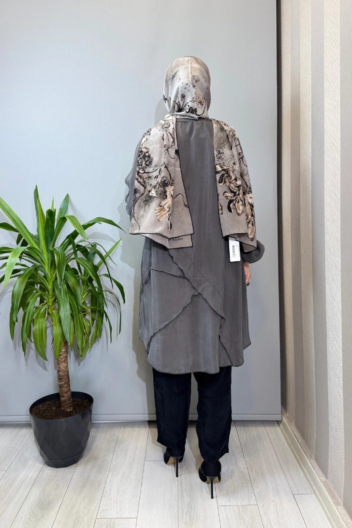 Misswhence Nervür Detaylı Cupra İpek Tunik Gri 39017