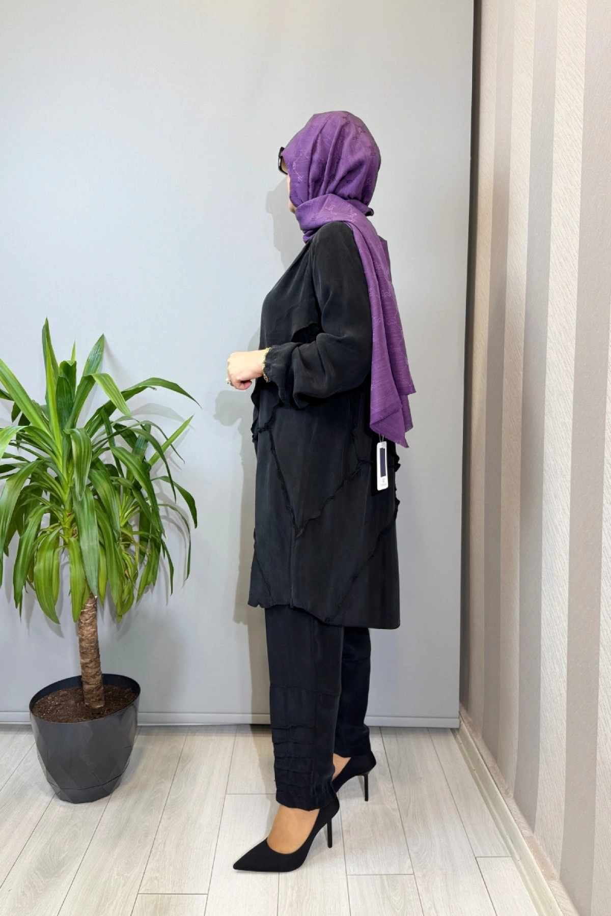 Misswhence Nervür Detaylı Cupra İpek Tunik Siyah 39017