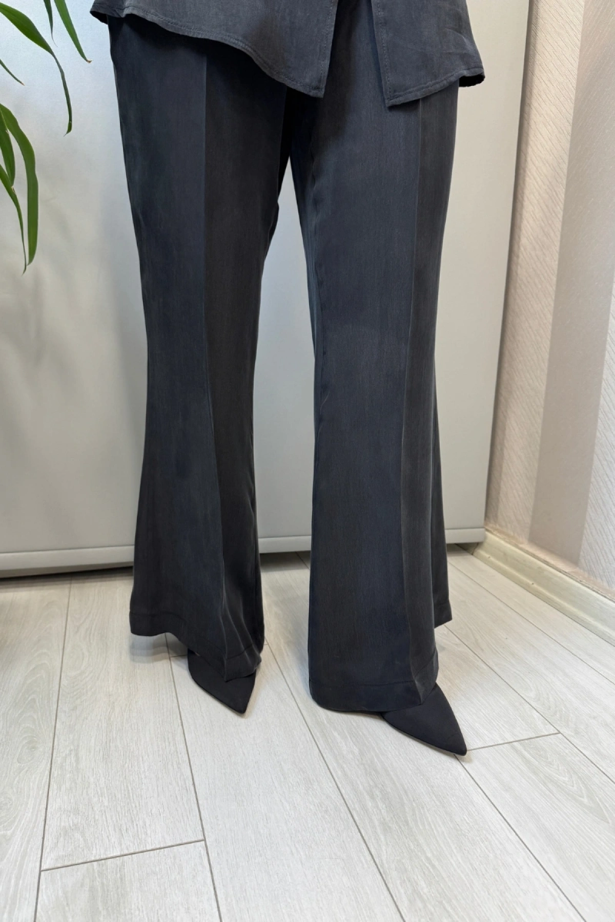 Misswhence Cupra İpek Pantolon Siyah 39115