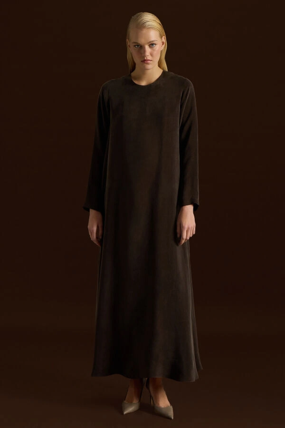 Miss Dalida Düz Renk Uzun Kollu Cupro Elbise Kahverengi T26Y-4008