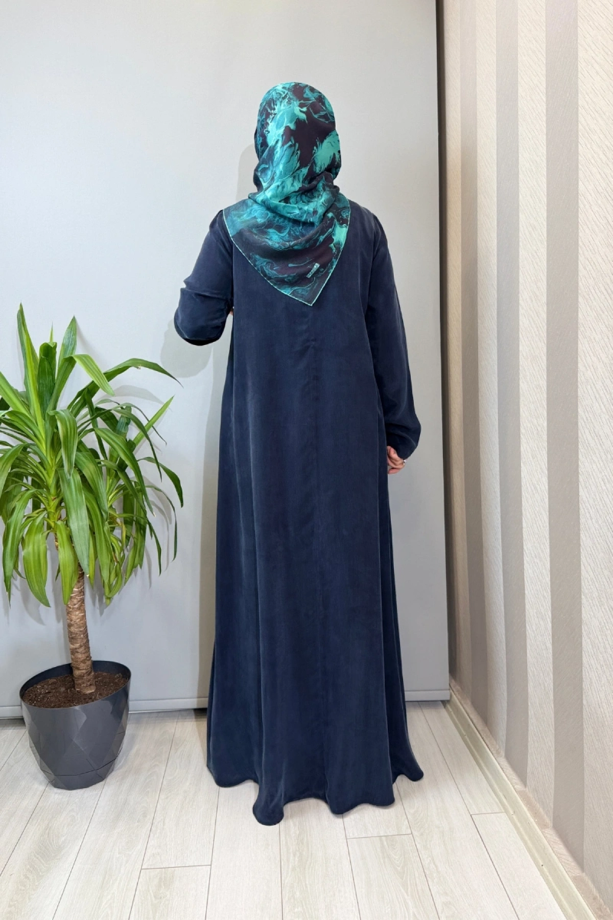 Miss Dalida Düz Renk Uzun Kollu Cupro Elbise Lacivert T26Y-4008