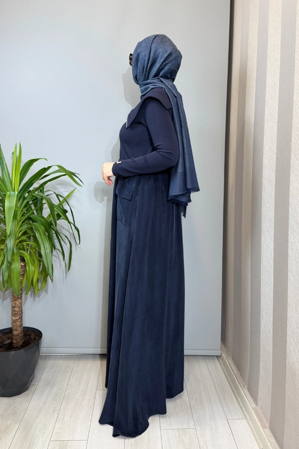 Miss Dalida Fermuar Detaylı Yüksek Yakalı Cupro Elbise Lacivert T26Y-4032