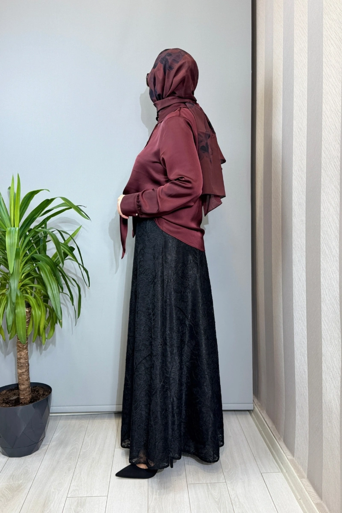 Clande Güpürlü Etek Siyah 2601-2000