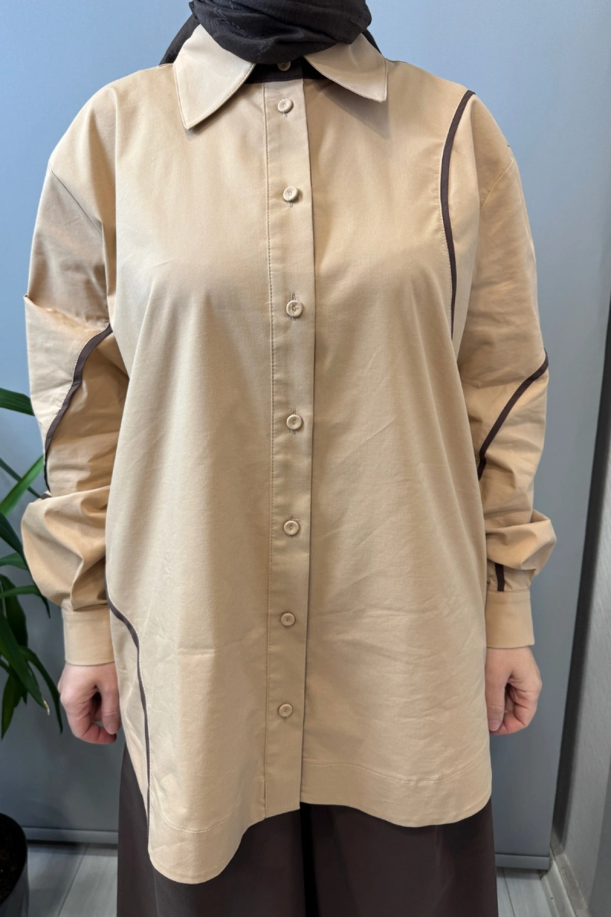 Clande Biye Detaylı Koton Gömlek Vizon 2601-3023