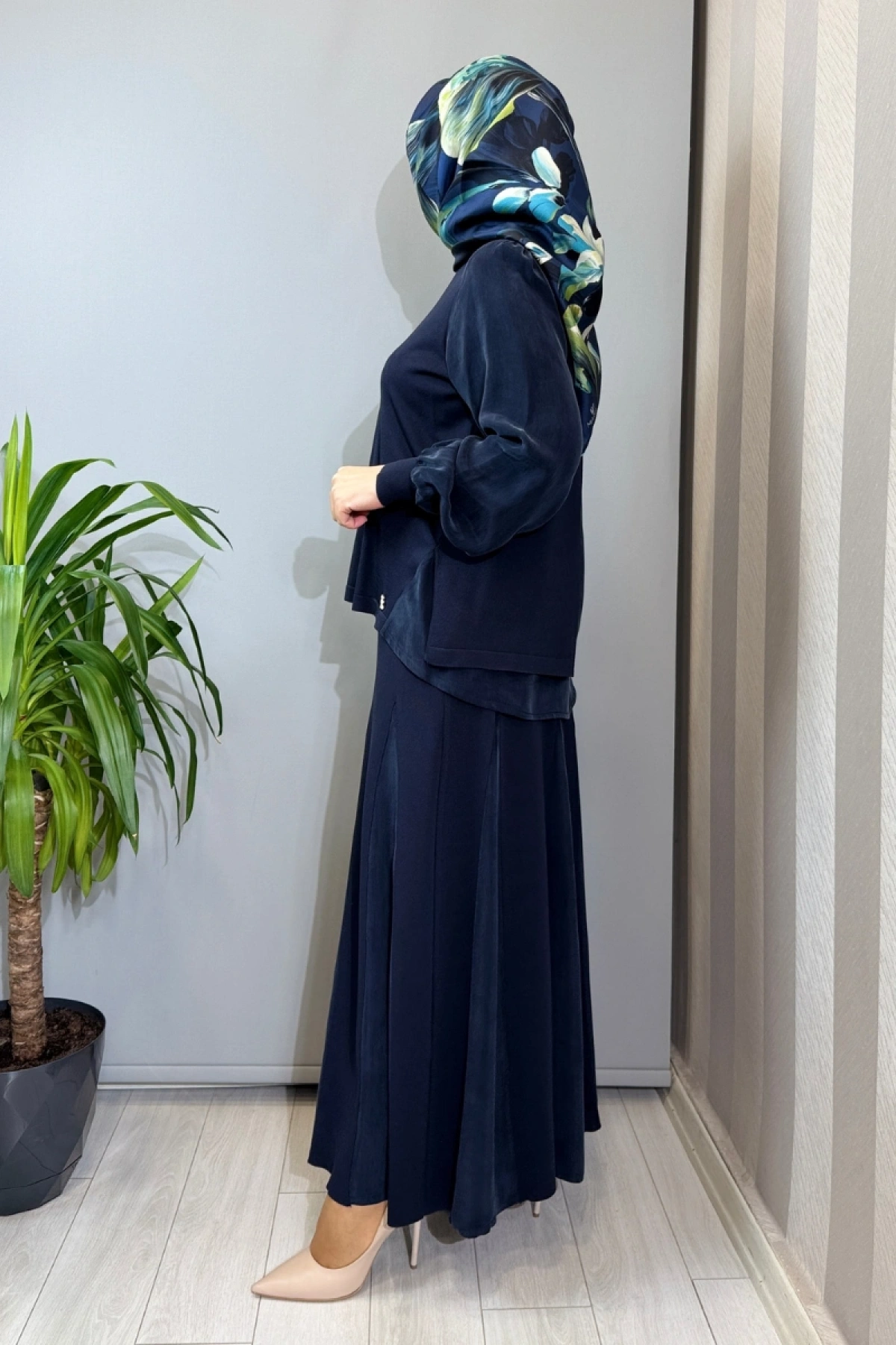 Miss Dalida Evaze Kesim Bileği Lastikli Tunik Etek Takım Lacivert T26Y-6028 (2012)