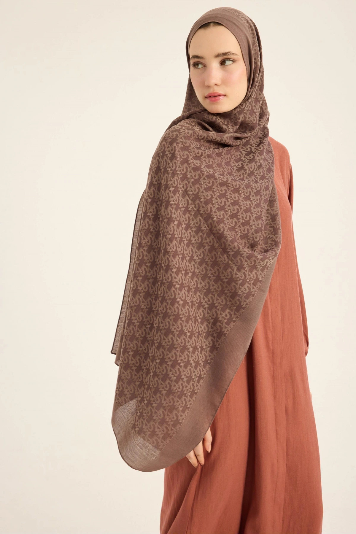 Maisa REMZ İPEK PAMUK TENSEL ŞAL 70*190 CM - SÜTLÜ KAHVE