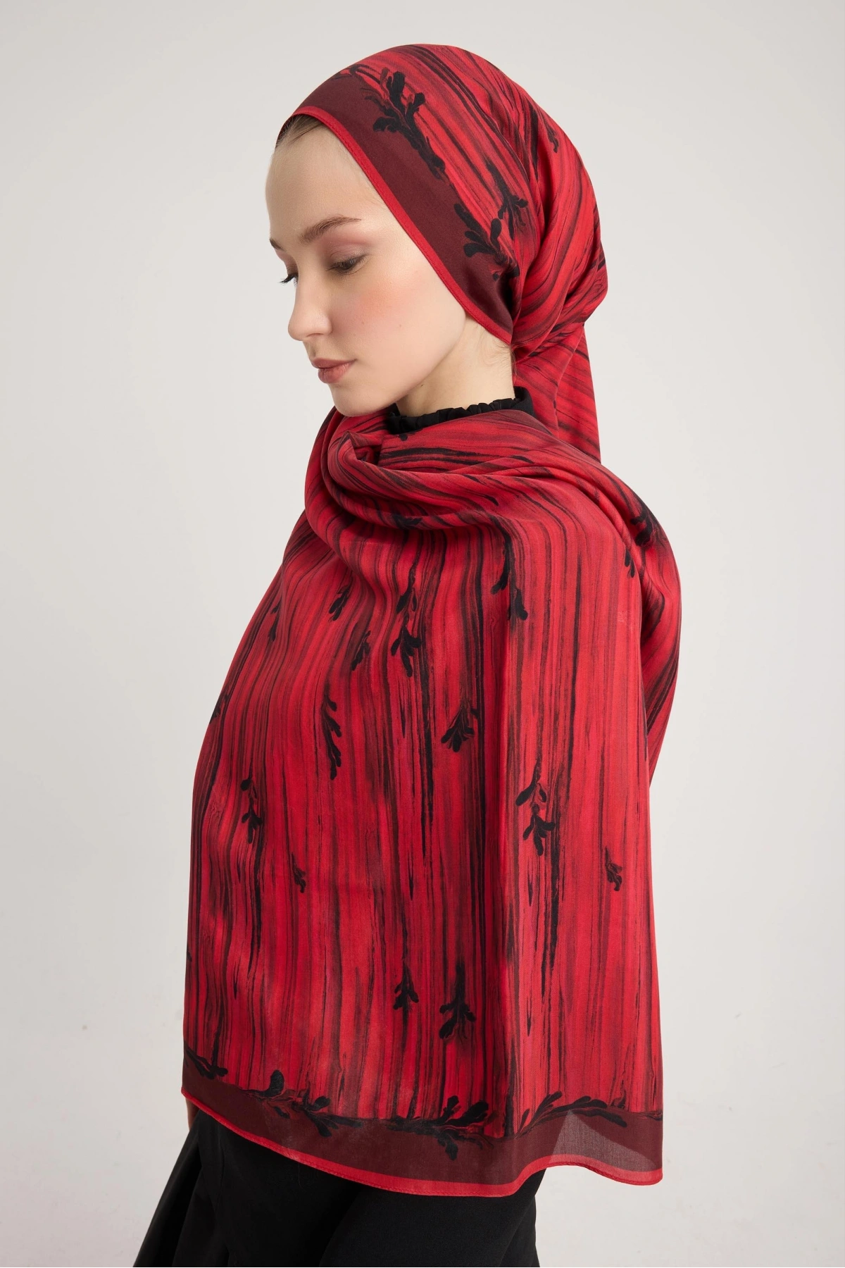 Maisa SUZEN FLOŞ VİSKON ŞAL 70*190 CM - MÜRDÜM