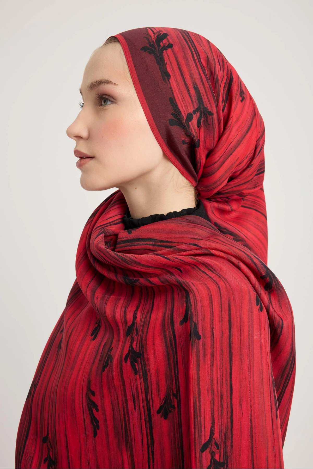 Maisa SUZEN FLOŞ VİSKON ŞAL 70*190 CM - MÜRDÜM