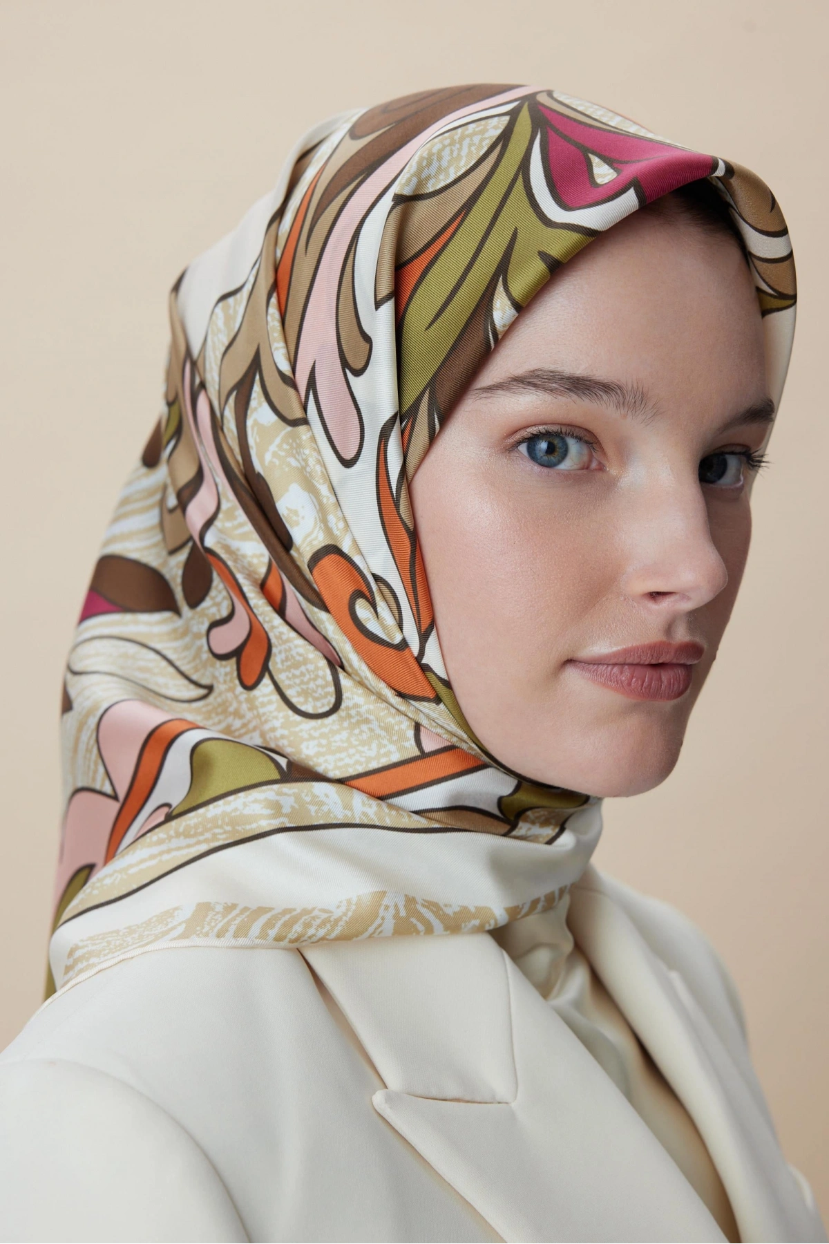 Maisa SERA TİVİL İPEK EŞARP 90*90 CM - KAHVERENGİ