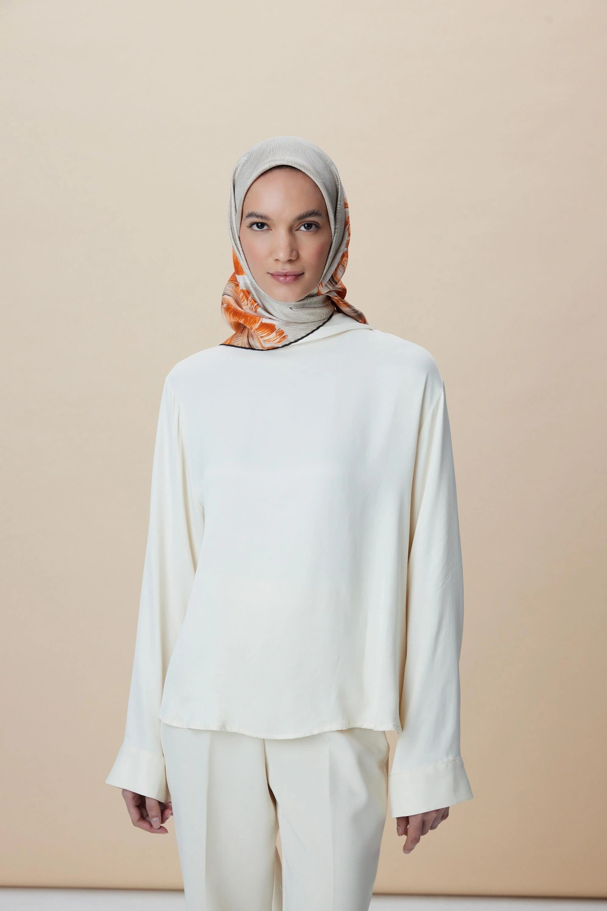 Maisa LUNA TİVİL İPEK EŞARP 90*90 CM - VİZON