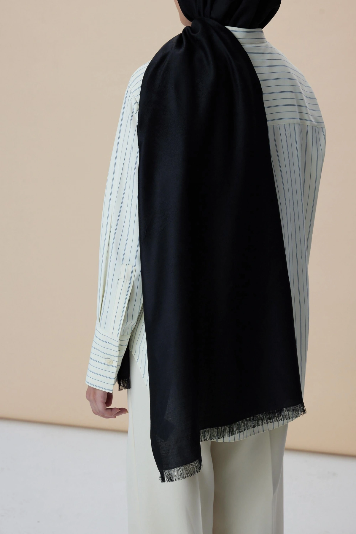 Maisa JADE MODAL İPEK JAKARLI ŞAL 70*200 CM - SİYAH