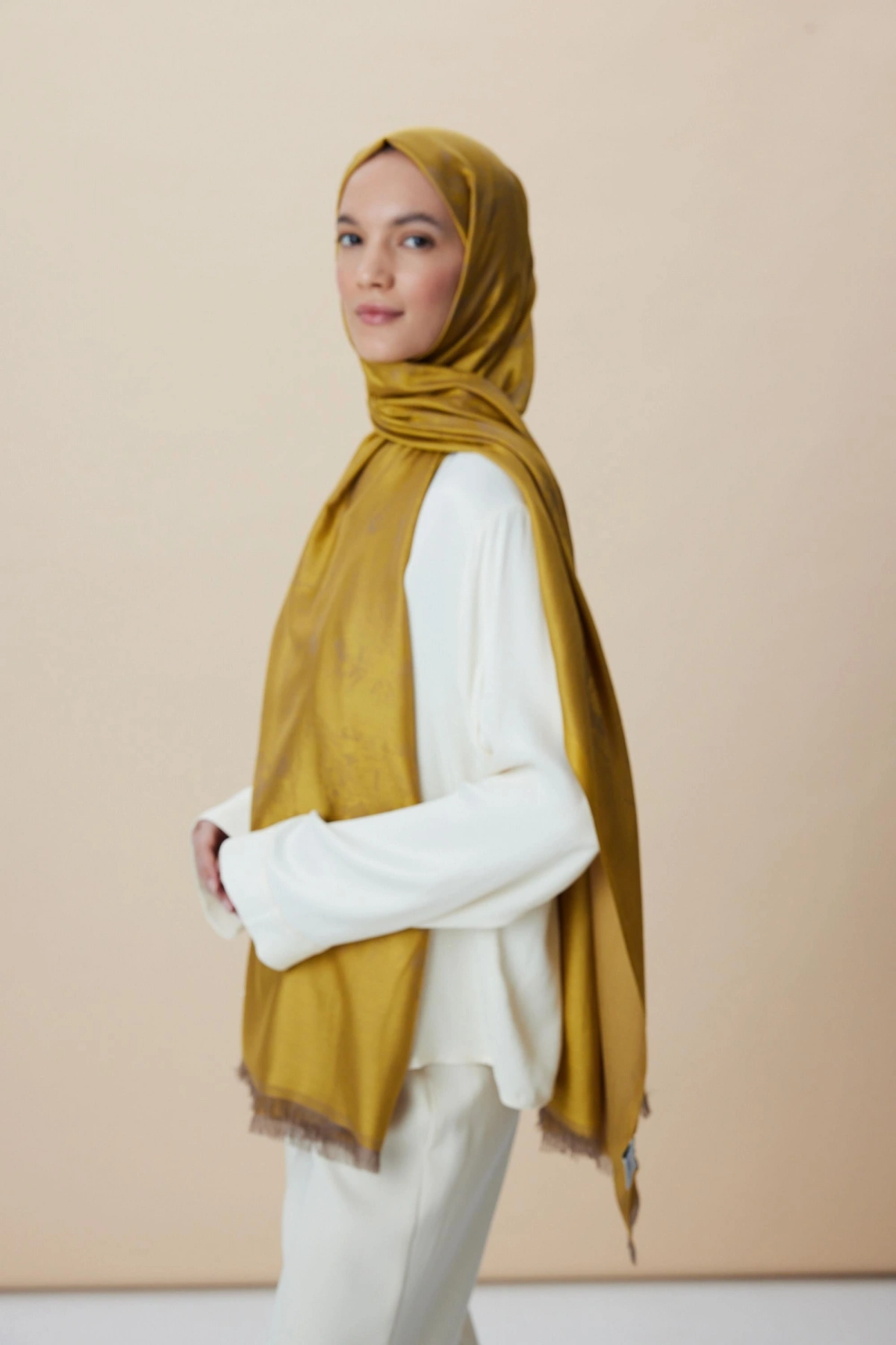 Maisa JADE MODAL İPEK JAKARLI ŞAL 70*200 CM - GOLD