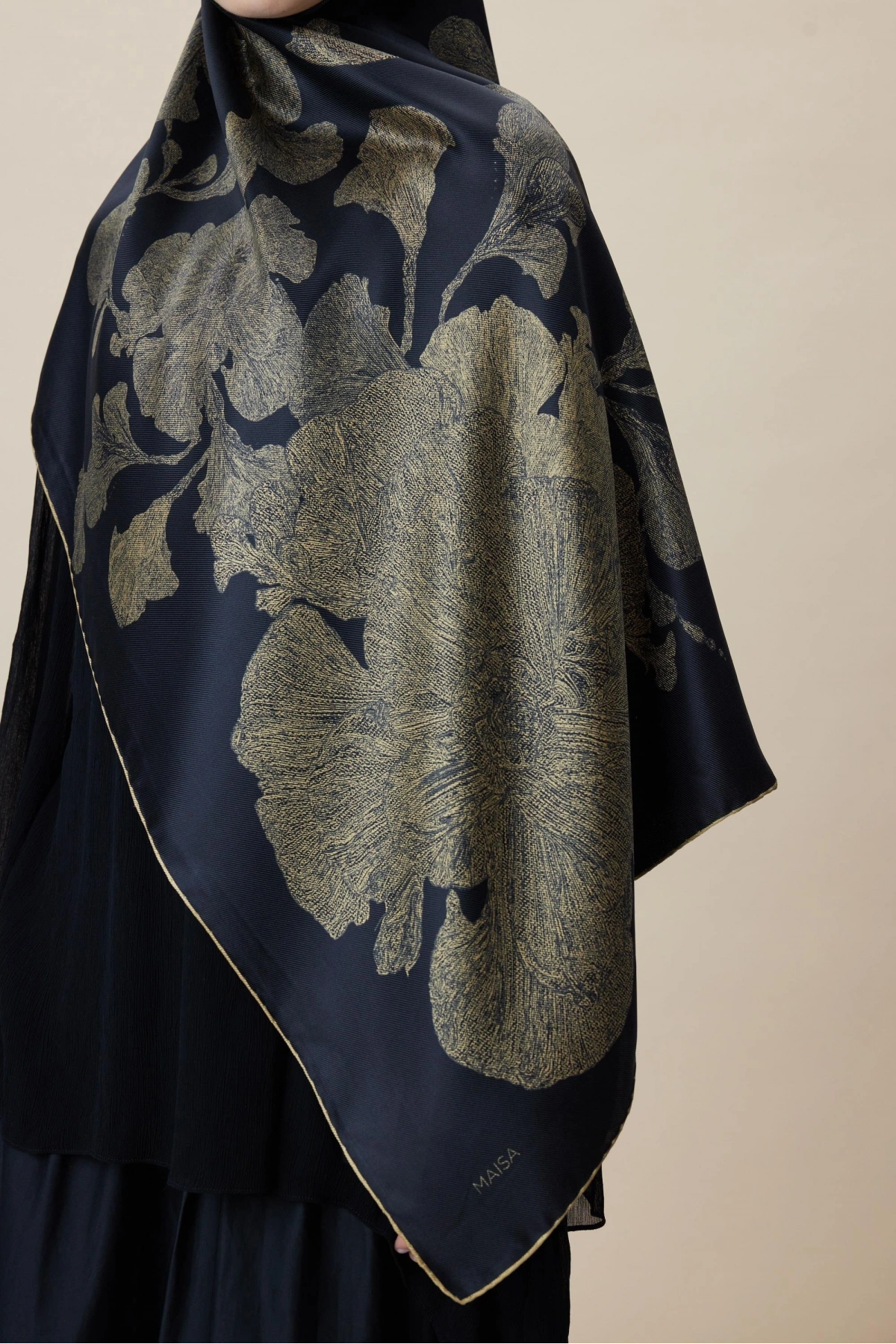 Maisa FARAH MULBERRY İPEK ŞAL 70*190 - GOLD SİYAH