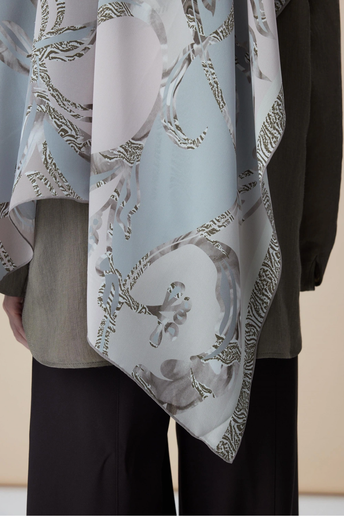 Maisa AYÇIL KREP İPEK ŞAL 70*190 CM - BUZ MAVİSİ