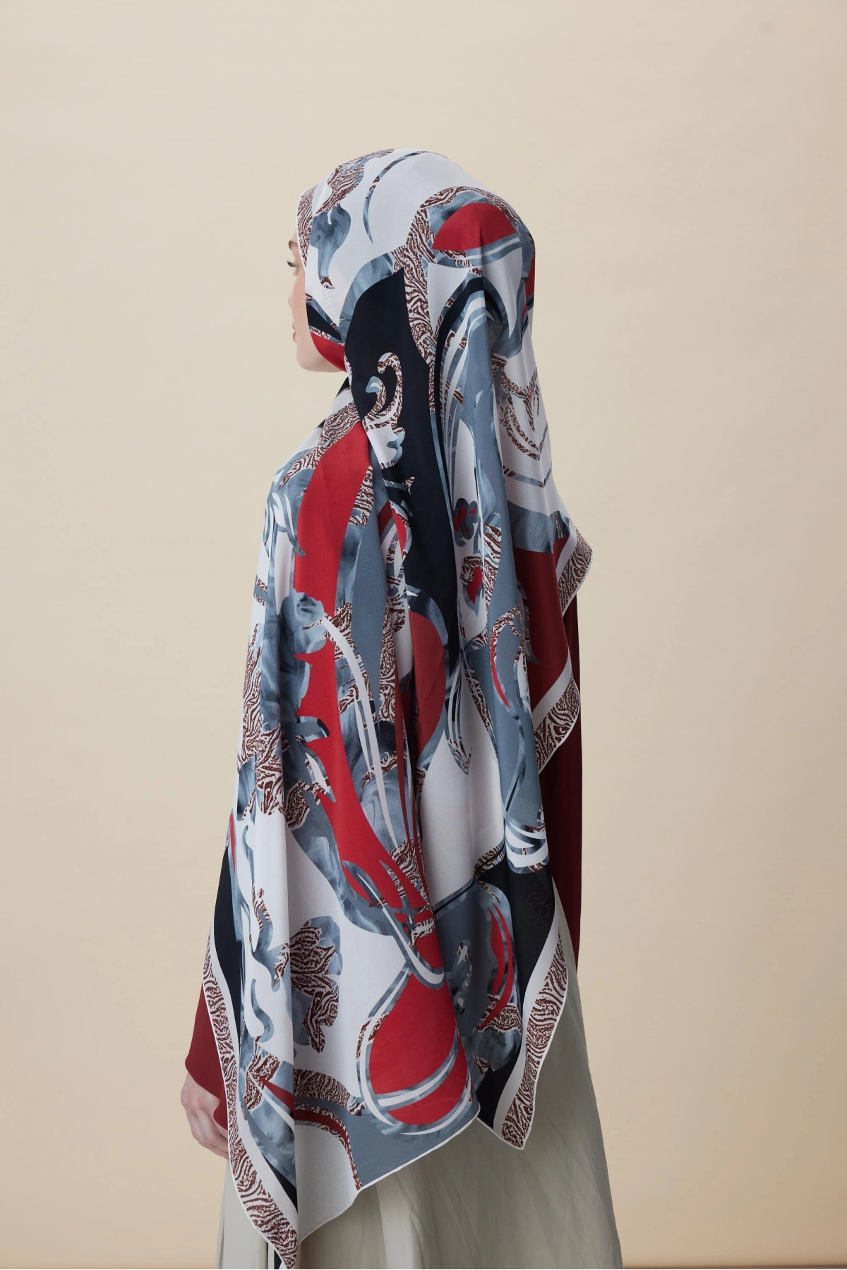 Maisa AYÇIL KREP İPEK ŞAL 70*190 CM - KIRMIZI