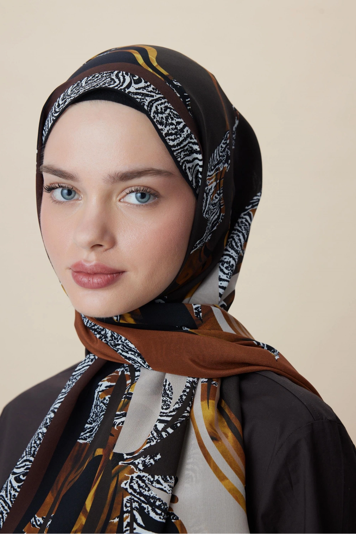 Maisa AYÇIL KREP İPEK ŞAL 70*190 CM - TABA