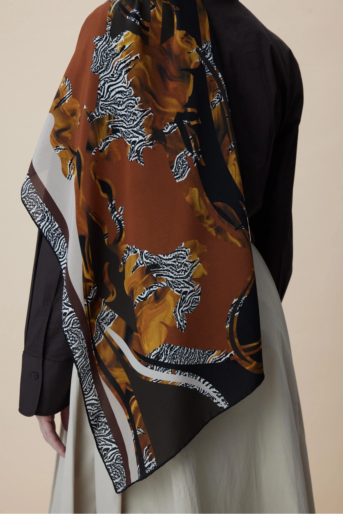 Maisa AYÇIL KREP İPEK ŞAL 70*190 CM - TABA