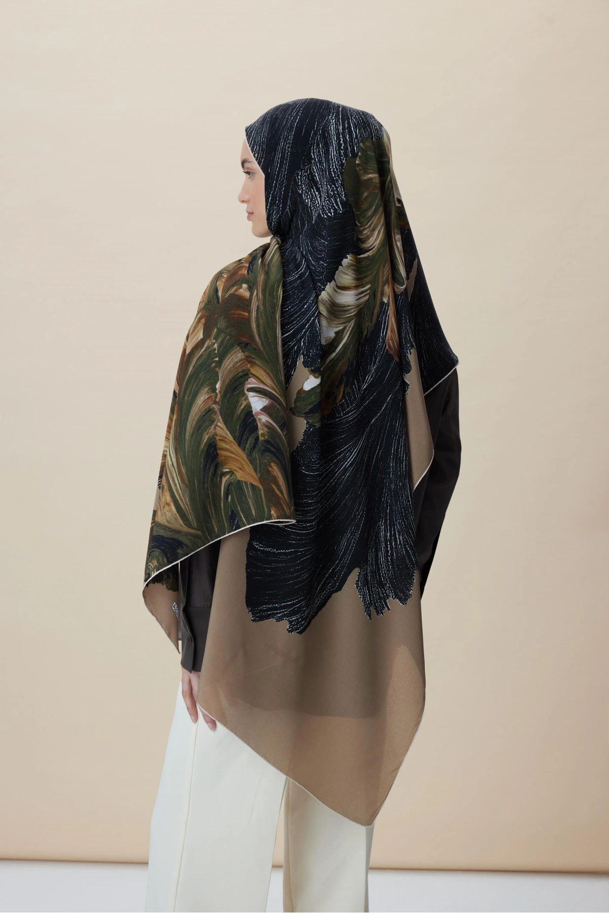 Maisa YAKAMOZ KREP İPEK ŞAL 70*190 CM - HAKİ