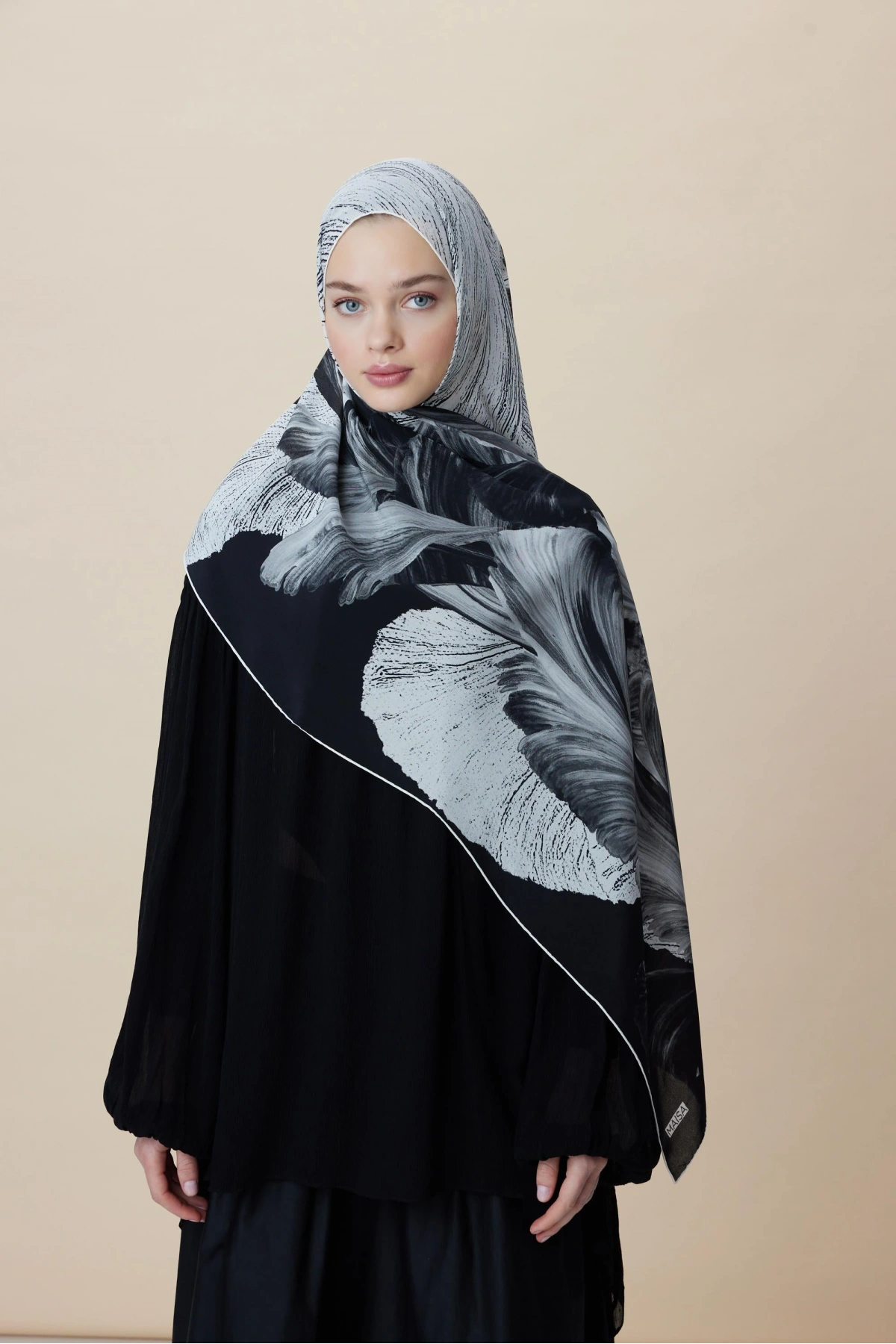 Maisa YAKAMOZ KREP İPEK ŞAL 70*190 CM - SİYAH