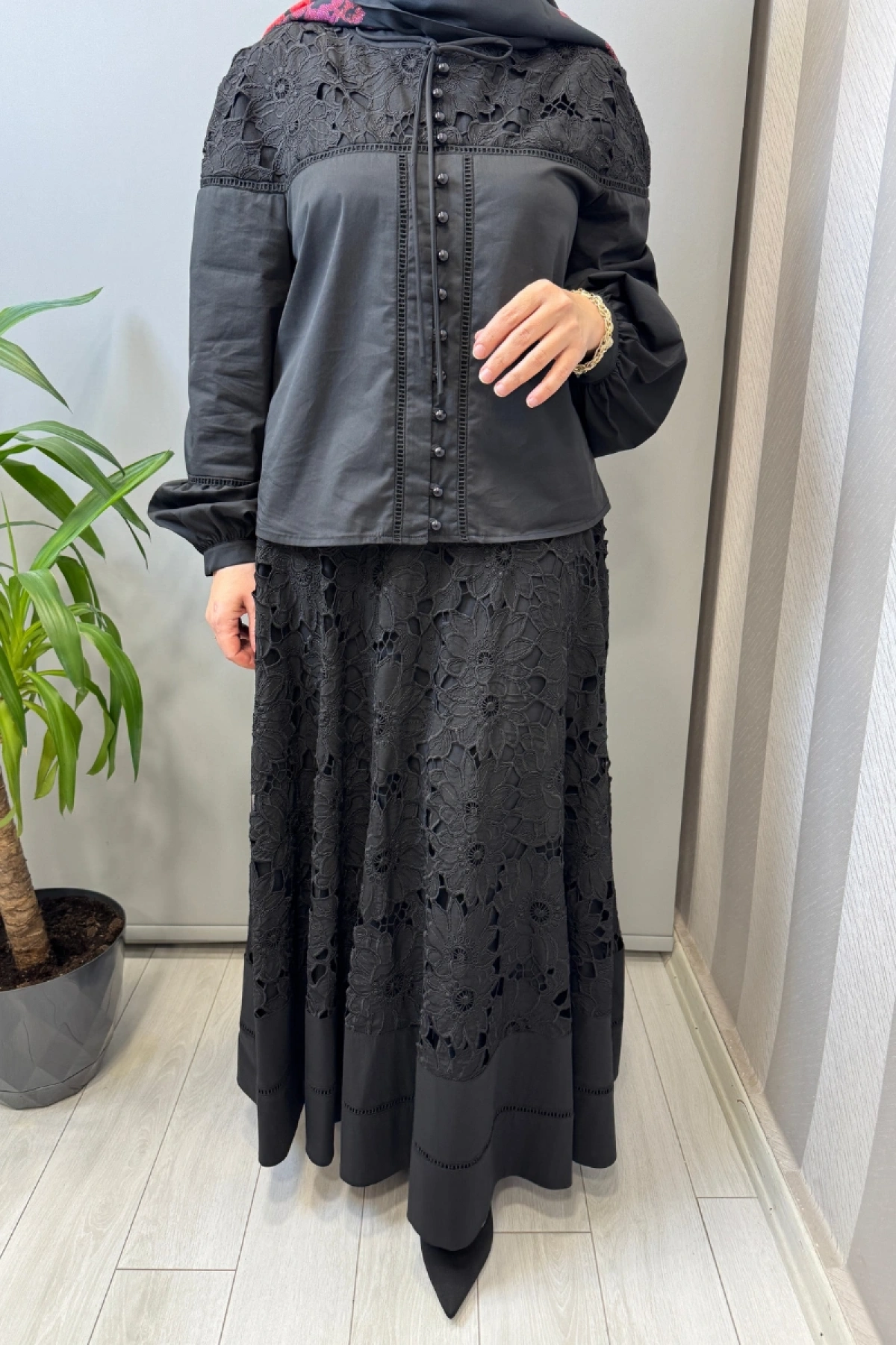 Clande Güpür Detaylı Takım Siyah 2601-3014 (2013)