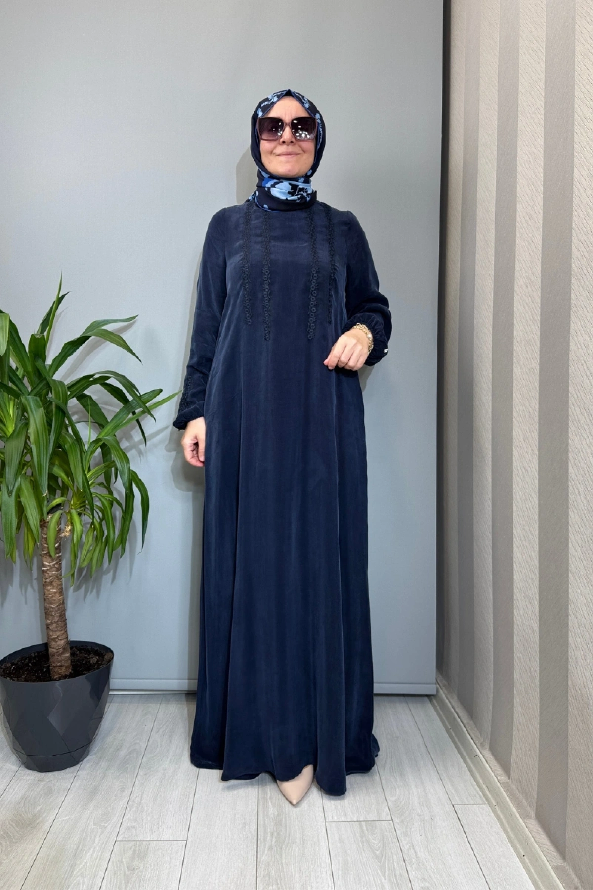 Miss Dalida Nakış Detaylı Elbise Lacivert T26Y-4015