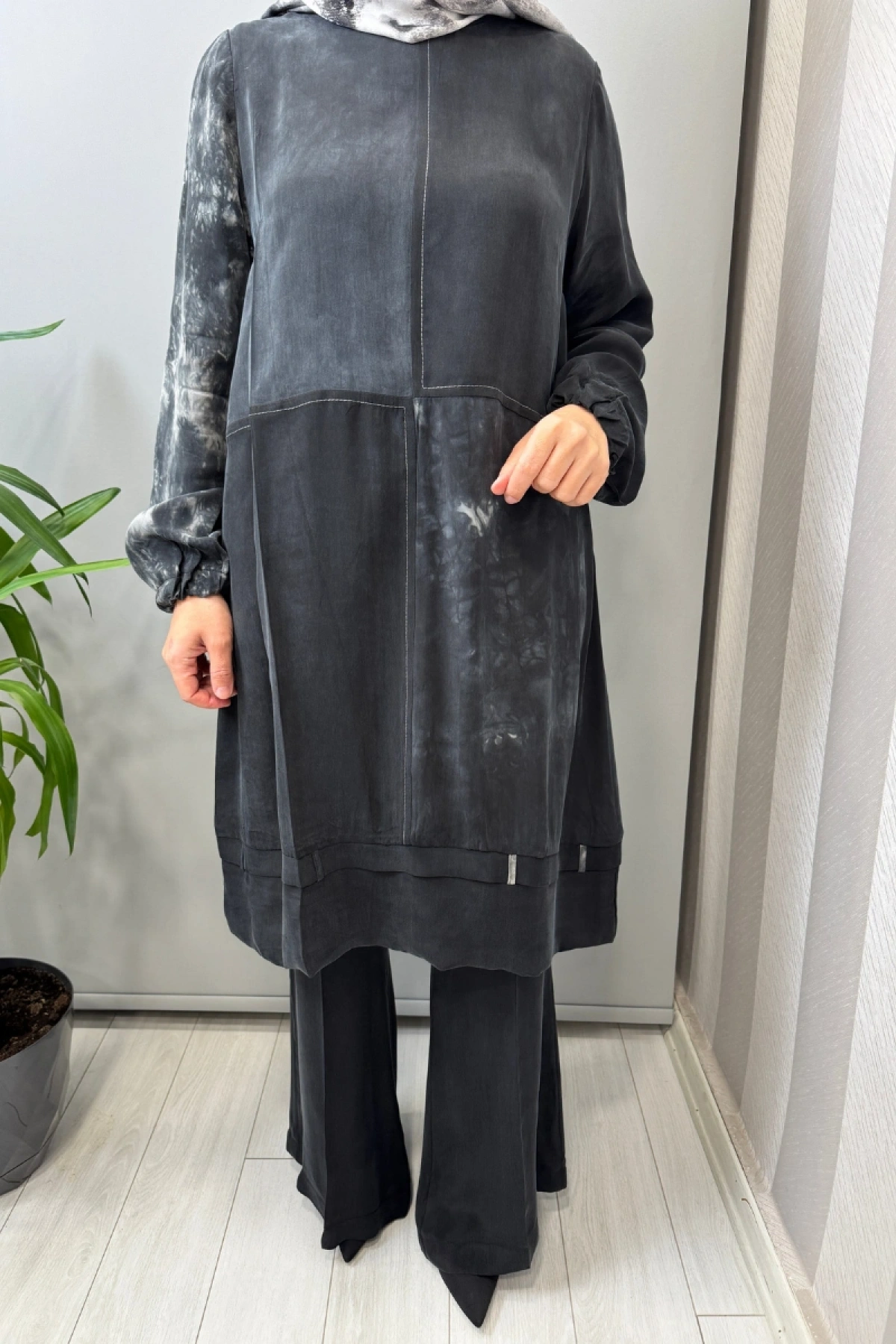 Misswhence Patchwork Detaylı İpek Tunik Siyah 39005